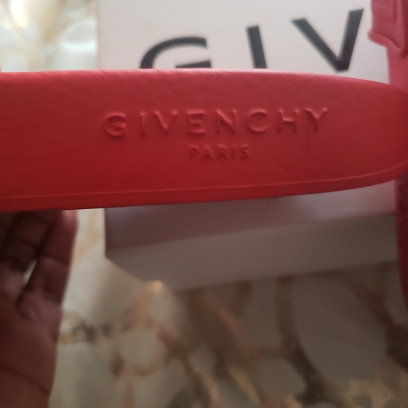 Womens Authentic Givenchy Pool Slides - Picture 4 of 5